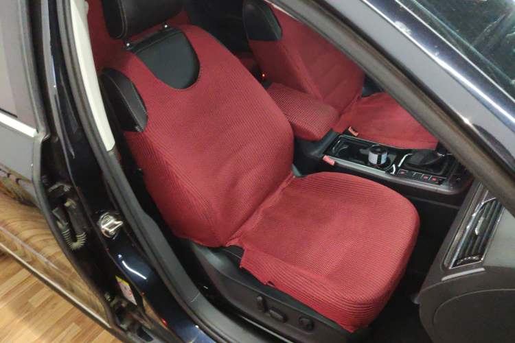 Used Volkswagen Passat 2016 330TSI DSG Luxury Edition
