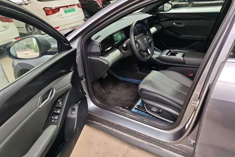 Used BYD Qin L 2025 EV 470KM Leading Edition