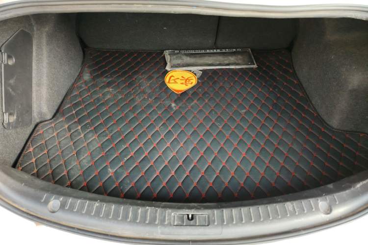 Used Mazda Mazda 3 2015 Sedan 1.6L Manual Comfort Model
