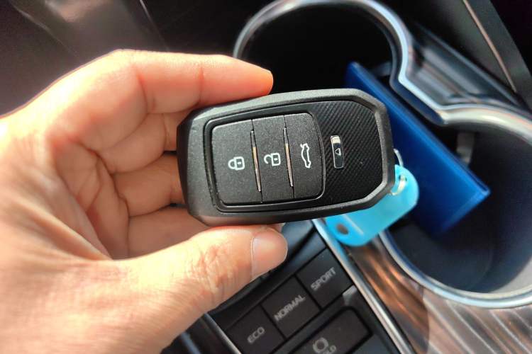 Used Toyota Camry 2019 2.5G Luxury Edition China VI Standard