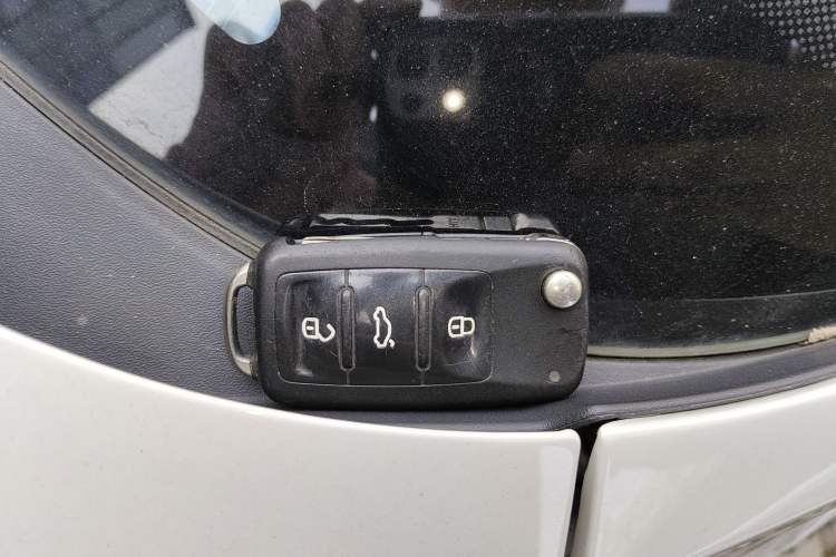 Used Skoda Rapid Spaceback 2016 Revised 1.6L Automatic Smart Drive Version