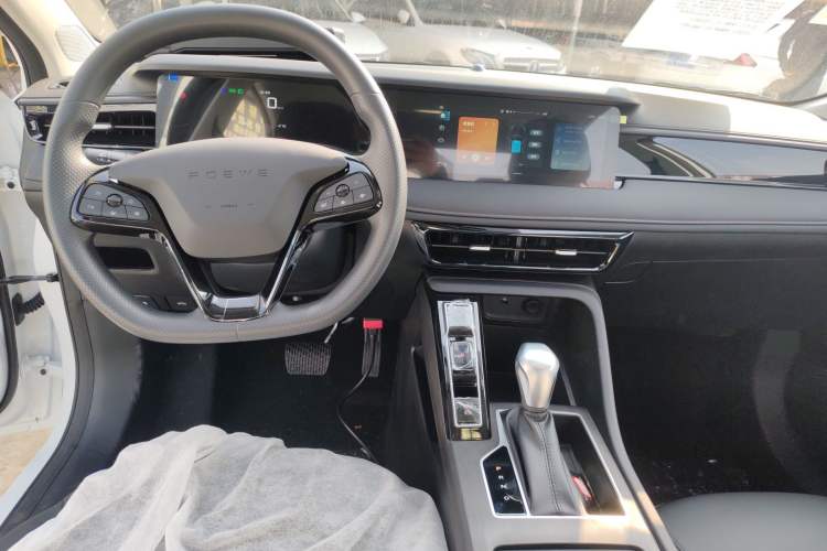 Used Roewe i5 2023 1.5L CVT Luxury Edition