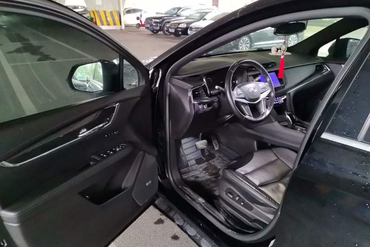 Used Cadillac XT5 2020 28T Luxury Version
