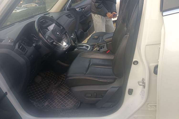 Used Nissan X-Trail 2019 2.0L CVT Smart Connect Comfort Edition 2WD
