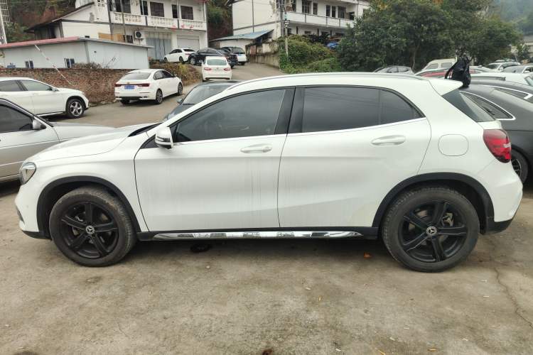 Used Mercedes-Benz GLA 2019 GLA 200 Fashion Model
