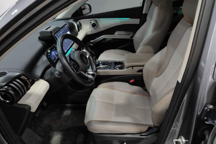 Used BYD Yuan PLUS 2024 Honor Edition 430KM Beyond Model
