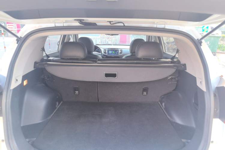 Used Kia Sportage R 2016 2.0L Automatic Two-Wheel Drive GLS Trim