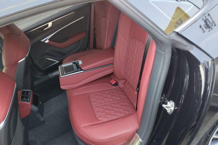 Used Audi A7L 2023 55 TFSI quattro S-line Black Warrior Edition
