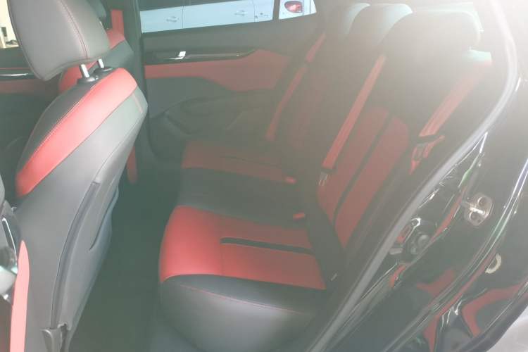 Used Dongfeng Aeolus Yixuan 2021 230T Automatic Hunter Edition
