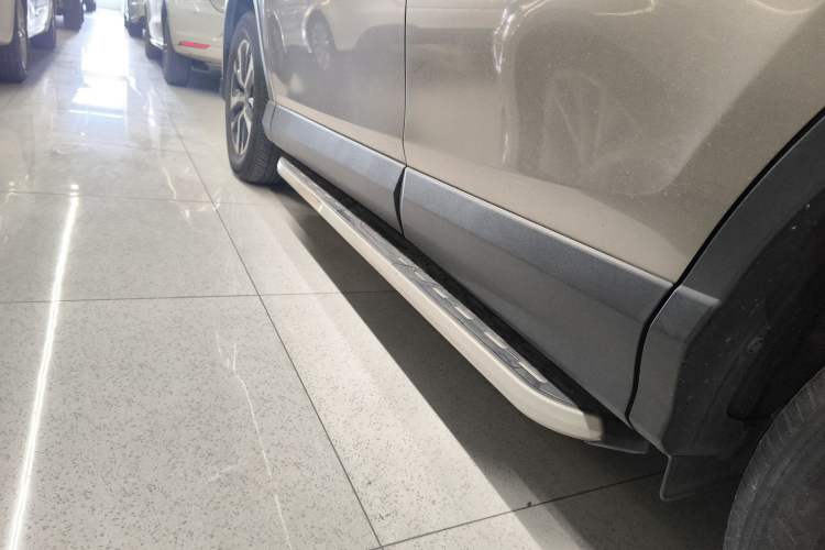 Used Toyota RAV4 2018 2.0L CVT Two-Wheel Drive Fashion X Edition
