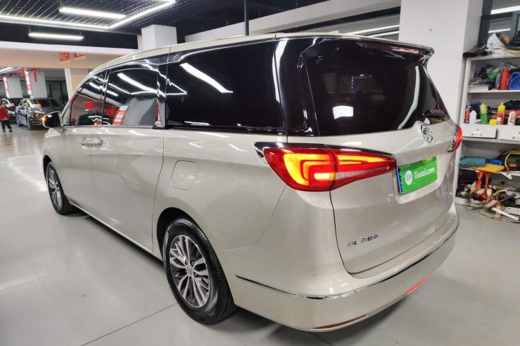 Used Buick GL8 2018 ES 28T Luxury Model China VI Standard
