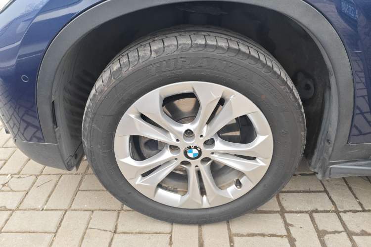 Used BMW X1 2016 sDrive18Li Premium Edition
