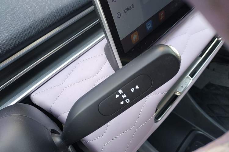 Used Dongfeng NAMMI 01 2024 New Edition 330 Plus Smart+
