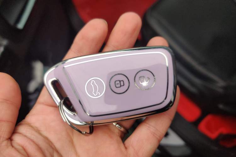 Used Baojun KiWi EV 2022 Artist Lite Edition Lithium Iron Phosphate
