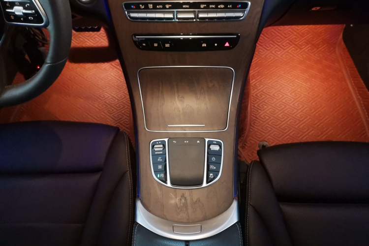 Used Mercedes-Benz GLC 2020 GLC 300 L 4MATIC Dynamic Edition