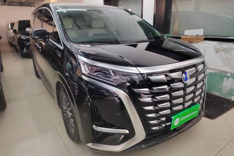 Used Denza D9 2024 DM-i 1050 Luxury Model