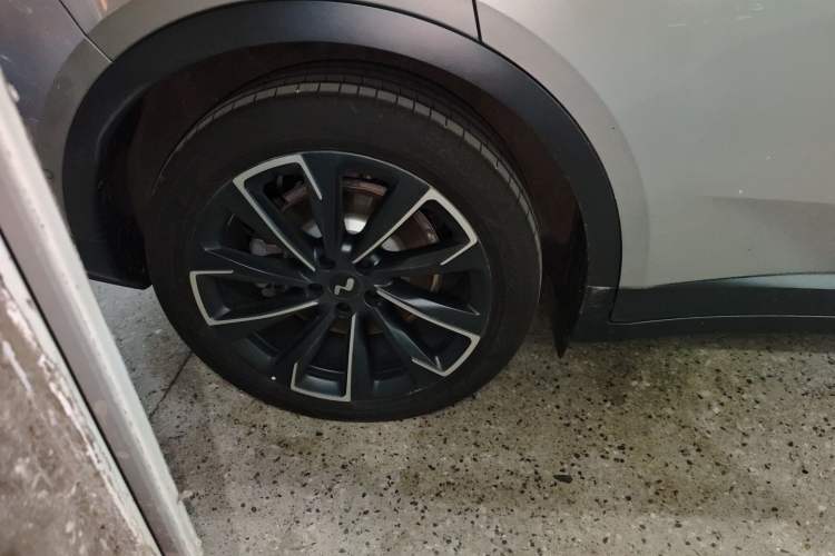 Used ONVO L60 2024 60 kWh Rear-Drive Version
