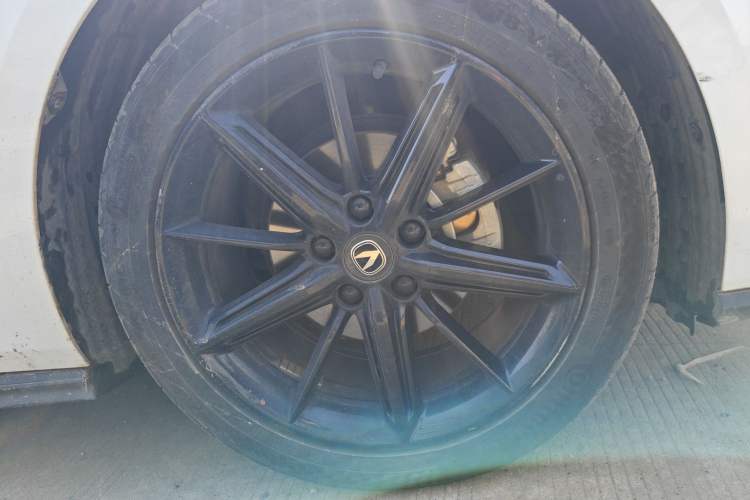 Used Changan UNI-V 2023 1.5T Prestige Model