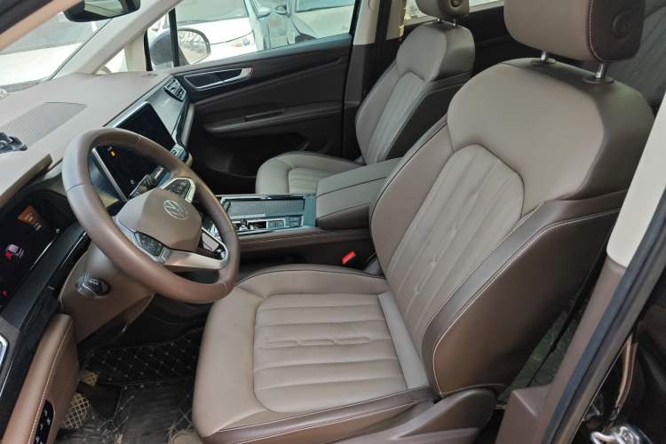 Used Volkswagen Viloran 2024 330TSI Luxury Edition