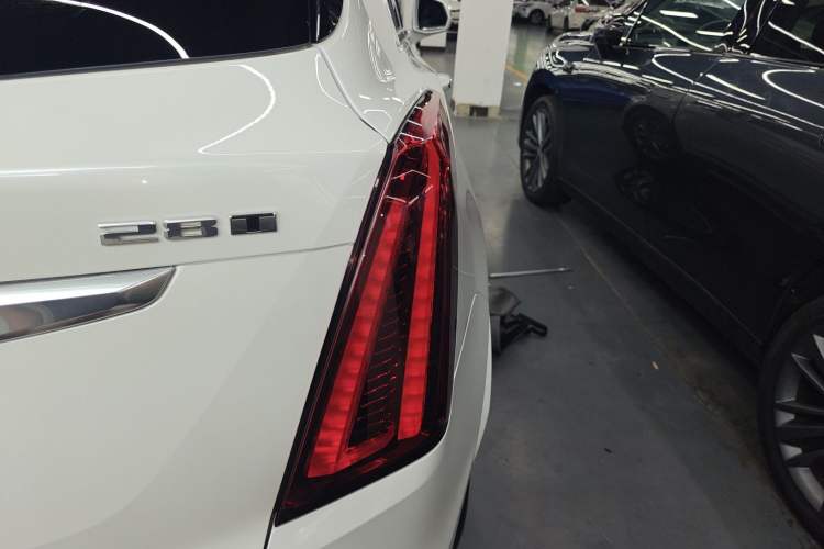 Used Cadillac XT5 2021 28T Four-Wheel Drive Luxury Version
