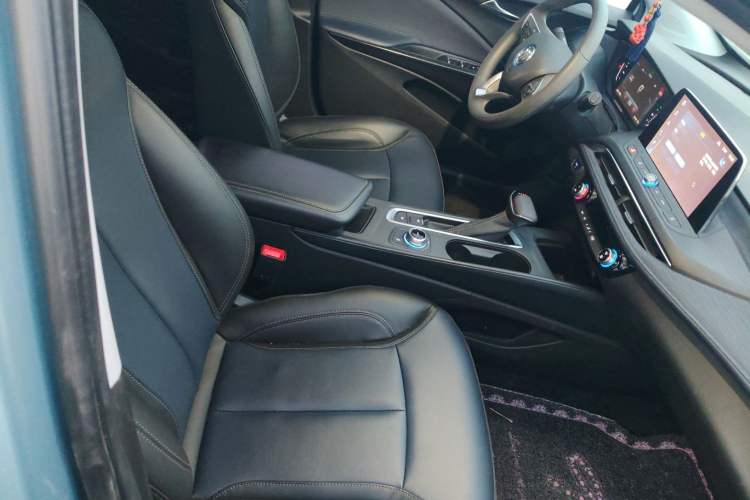 Used Buick Velite 6 2022 Connected Fashion PLUS