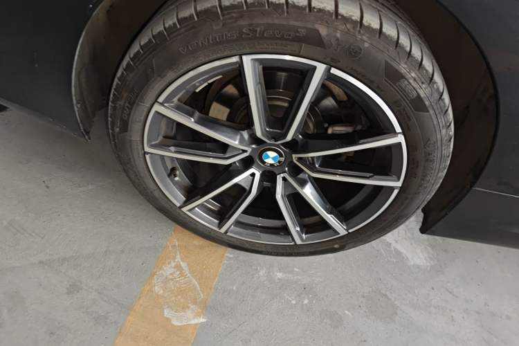 Used BMW 3 Series 2024 325Li M Sport Package