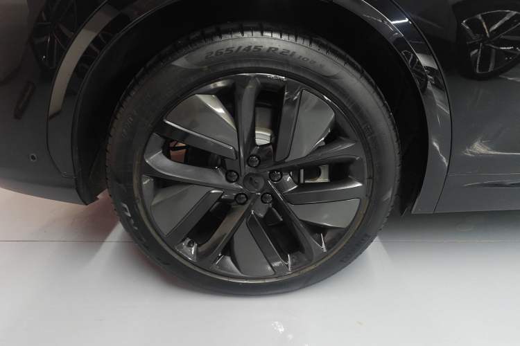 Used Li Auto L7 2023 Pro Model
