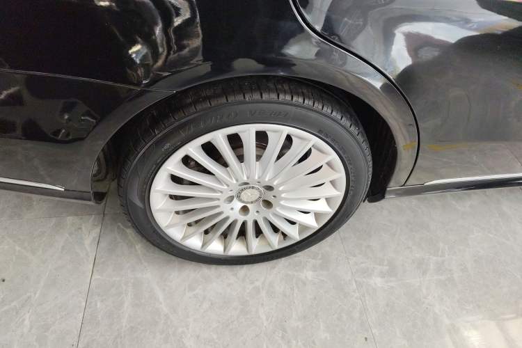 Used Mercedes-Benz E-Class 2015 E 200 L