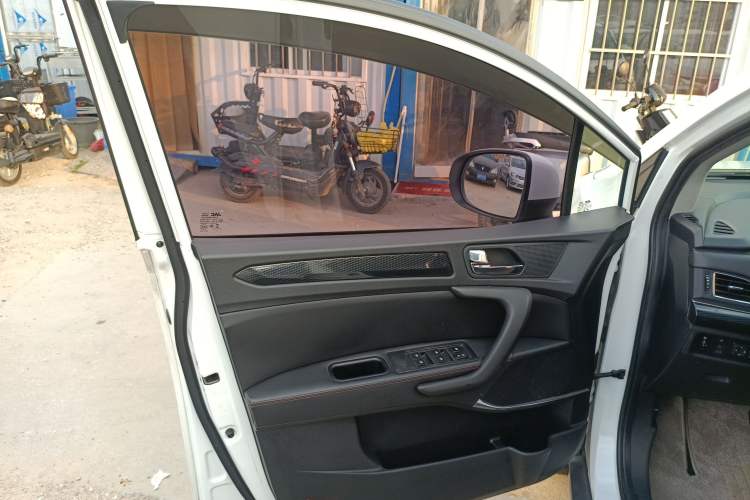 Used  Refine S3 2017 1.6L CVT Luxury Smart Model
