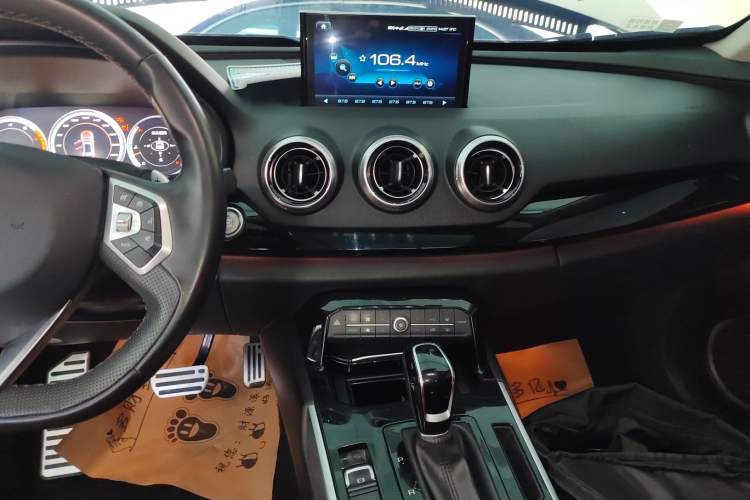 Used Wey VV7 2017 2.0T Flagship Model
