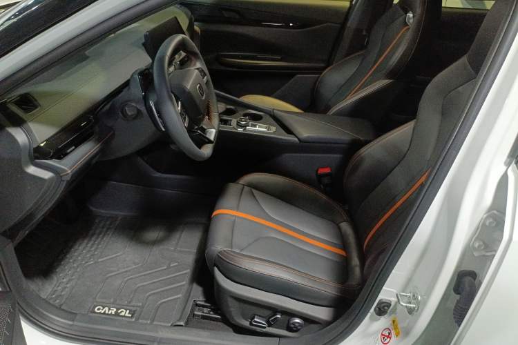 Used Changan UNI-V 2024 1.5T Prestige Edition
