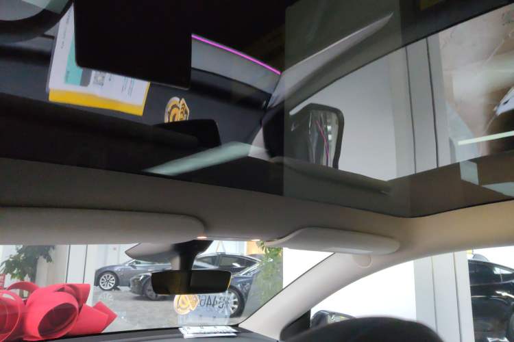 Used Tesla Model Y 2024 Rear-Wheel-Drive Version
