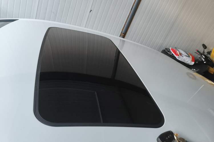 Used Chevrolet Cruze 2017 1.5L Automatic Pioneer Sunroof Edition
