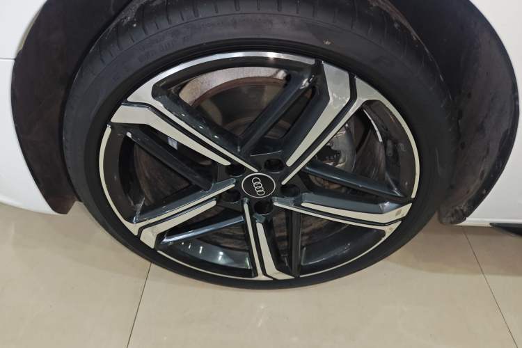 Used Audi A4L 2024 40 TFSI Luxury Dynamic Edition