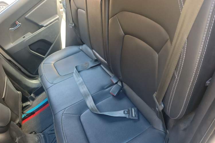 Used Kia Sportage R 2012 2.0L Automatic Two-Wheel Drive GLS
