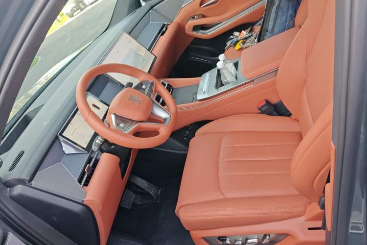 Used BYD Tang L 2025 EV 670KM LiDAR Flagship Version
