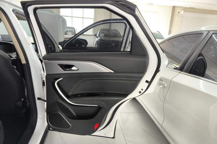 Used Bestune T77 2023 1.5T Automatic Premium Edition
