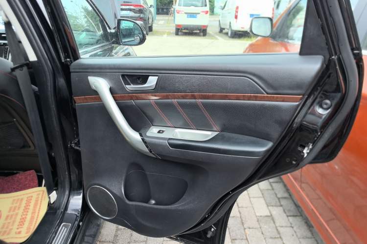 Used Haval H6 2015 Sport Edition 1.5T Manual Two-Wheel Drive Elite Model
