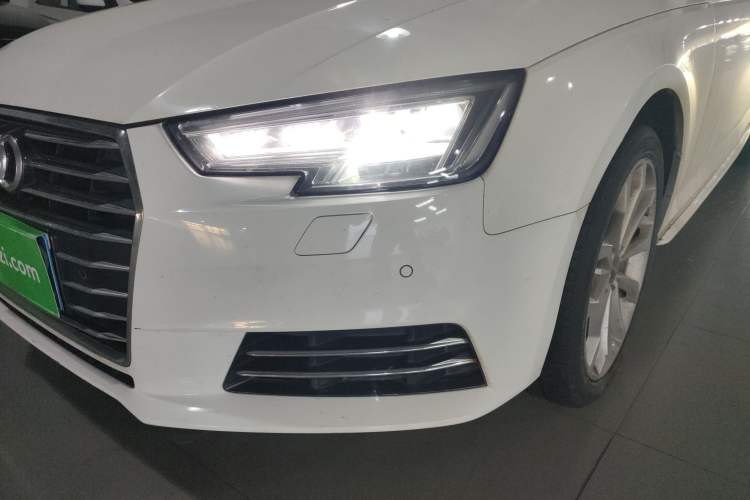 Used Audi A4L 2017 40 TFSI Style Edition
