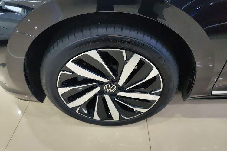 Used Volkswagen Passat 2023 Revised 330TSI Elite Edition
