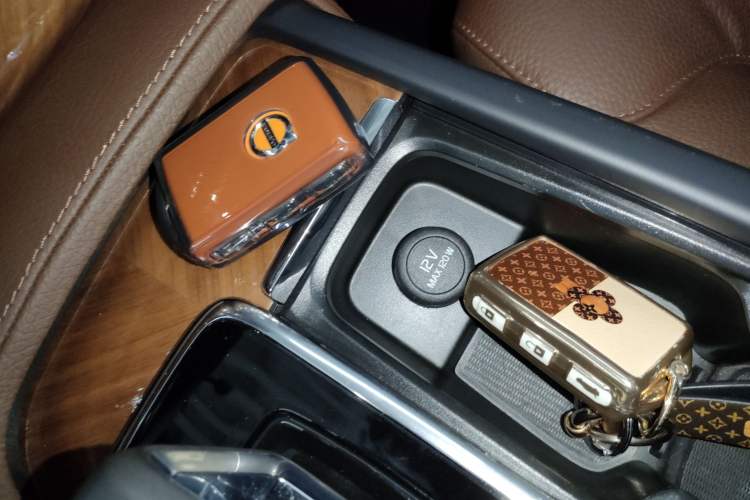 Used Volvo XC90 2022 B5 SmartDrive Luxury Edition 7 Seats
