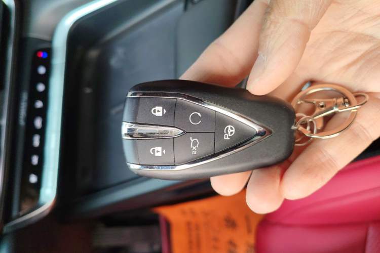 Used Changan UNI-T 2020 1.5T Prestige Version
