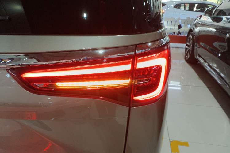 Used Buick GL8 2023 ES Lu Zun Comfort Model
