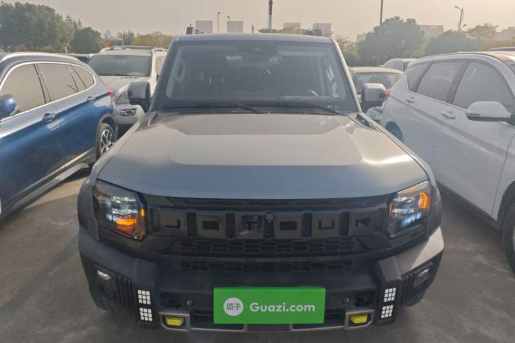 Used Jetour Traveler 2023 2.0T All-Wheel-Drive CrossPRO
