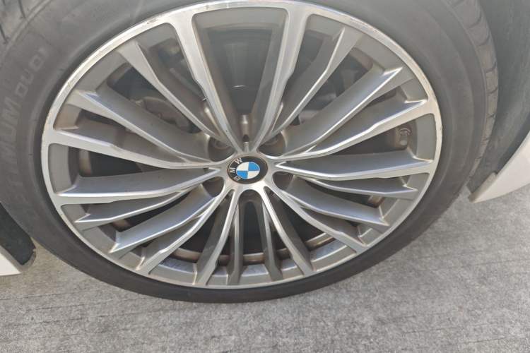 Used BMW 3 Series 2020 325Li First Edition
