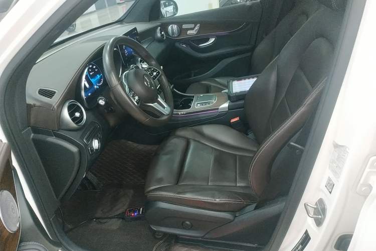 Used Mercedes-Benz GLC 2020 GLC 300 L 4MATIC Luxury Model