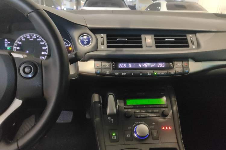 Used Lexus CT 2014 CT200h Elite Edition Monochrome
