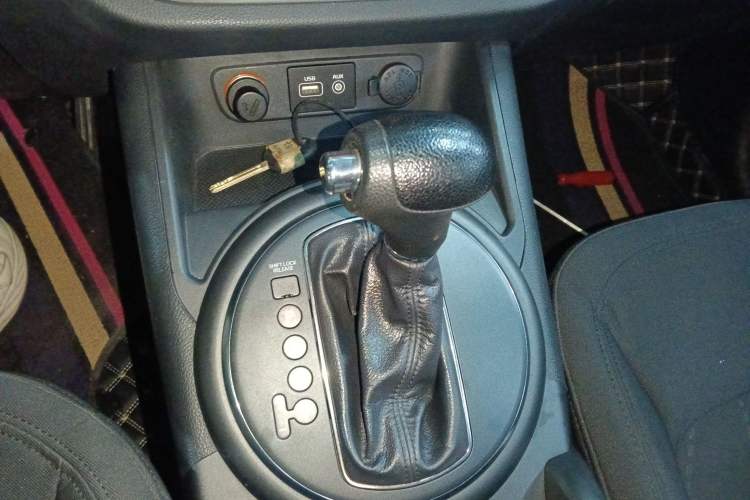 Used Kia Sportage R 2015 2.0L Automatic Two-Wheel Drive GL
