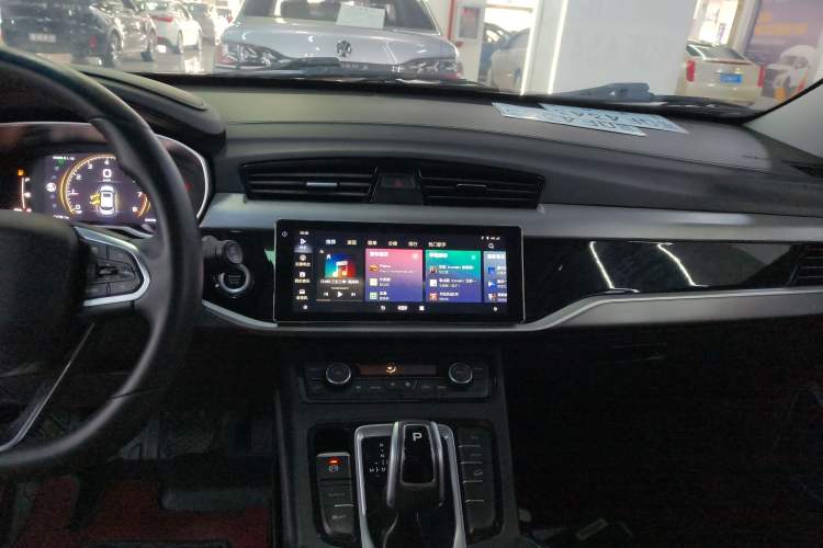 Used Geely Auto Emgrand X7 Sport 2022 1.8TD DCT Zhiya Trim