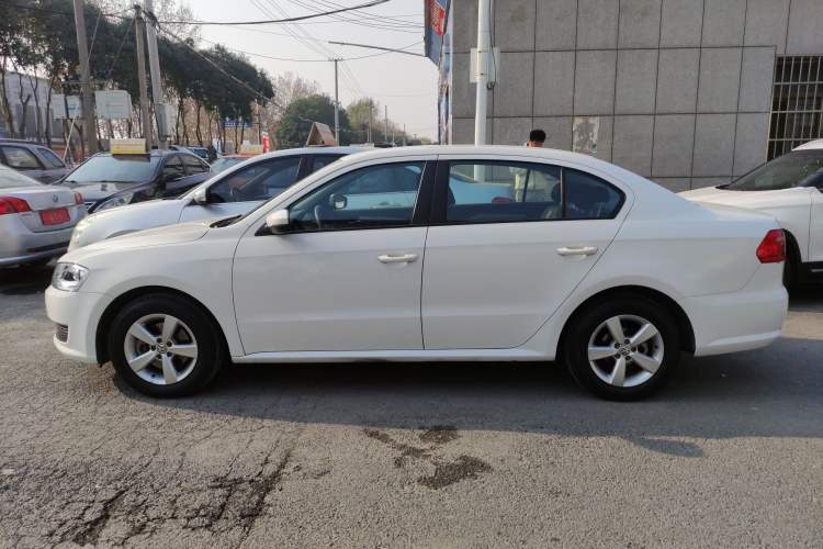 Used Volkswagen Lavida 2017 1.6L Automatic Comfort Edition